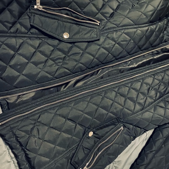 Tommy hill Jacket for sale Excellent condition - Picture 4 of 5